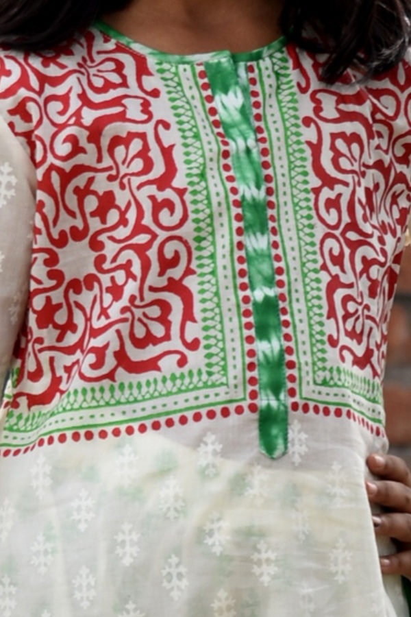 Off-white Cotton Salwar Kameez Set for Junior Girls