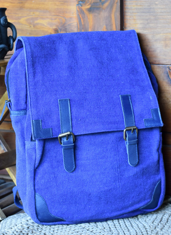 Canvas Backpack with Laptop Chamber