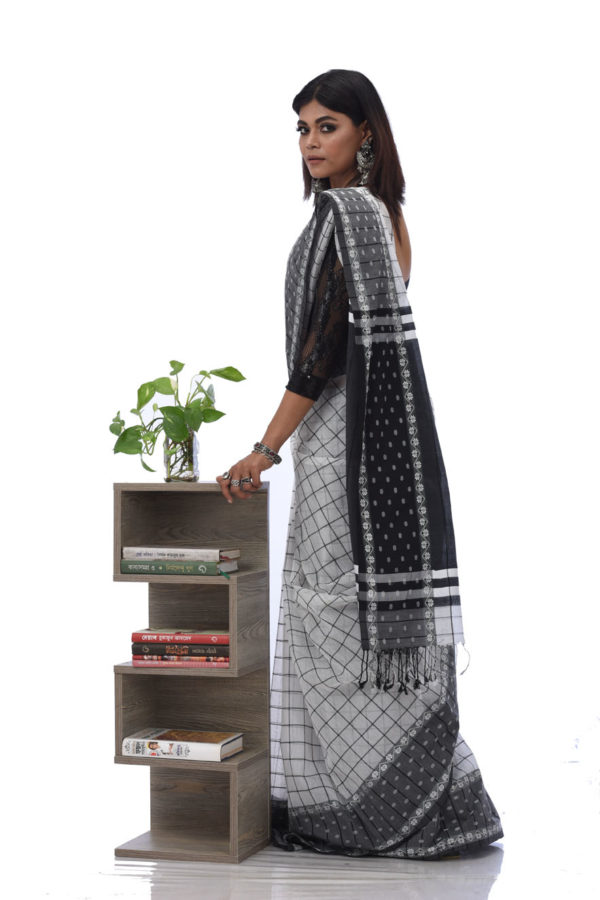 White Half Silk Saree; Handicrafts; Kay Kraft; Bangladesh; Fashion; Textiles; Bangladeshi Fashion; Handicrafts; Kay Kraft; Bangladesh; Fashion; Textiles; Bangladeshi Fashion